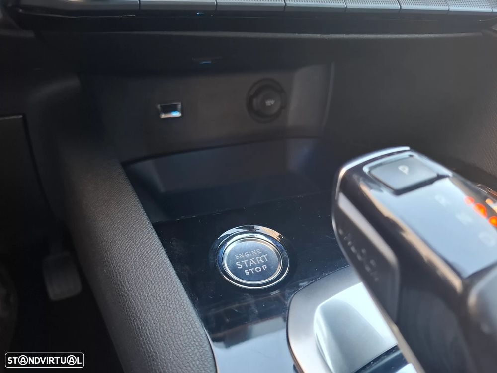 Peugeot 3008 PureTech 130 Stop & Start GPF EAT8 Active Business-Pack - 20