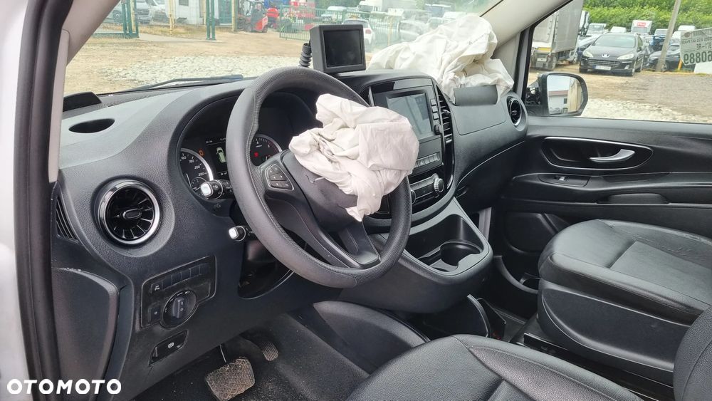 Mercedes-Benz Vito - 24