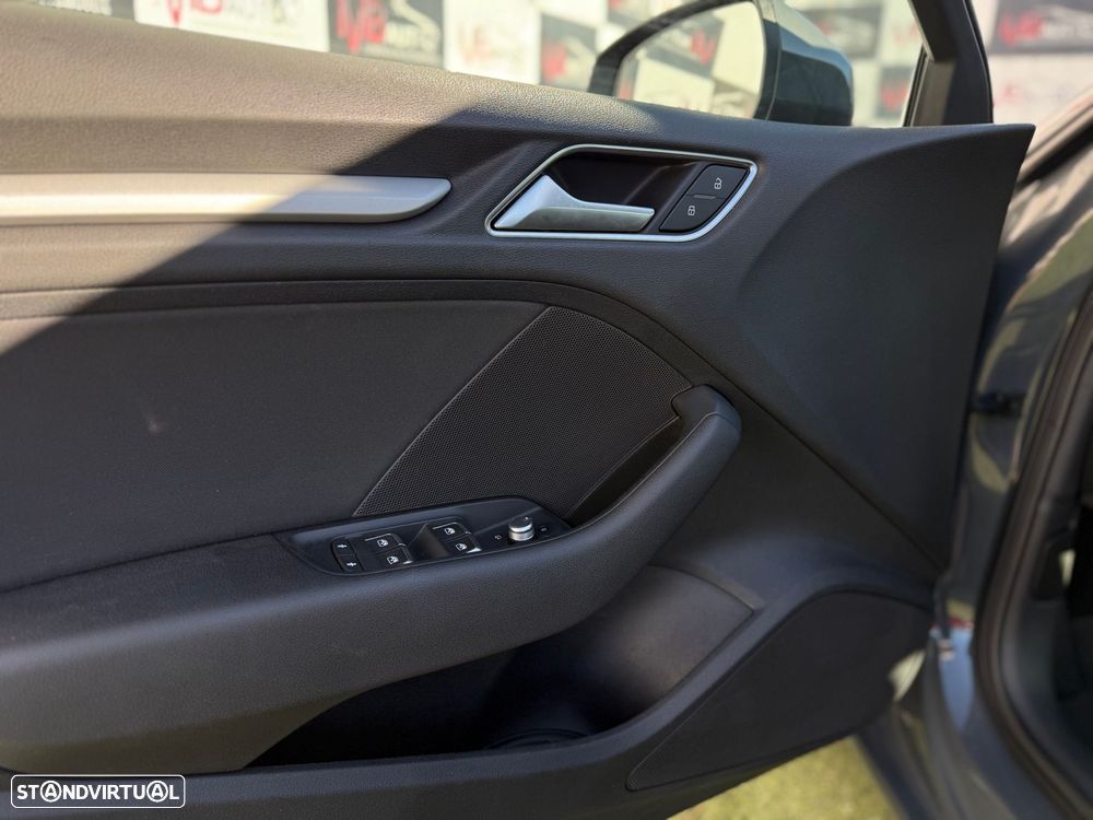 Audi A3 Sportback 2.0 TDI Sport - 12