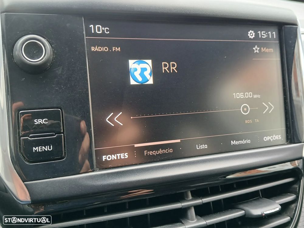 Peugeot 2008 1.5 BlueHDi Style - 27