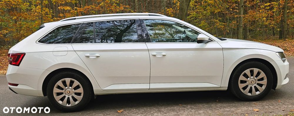 Skoda Superb 2.0 TDI Active DSG - 3