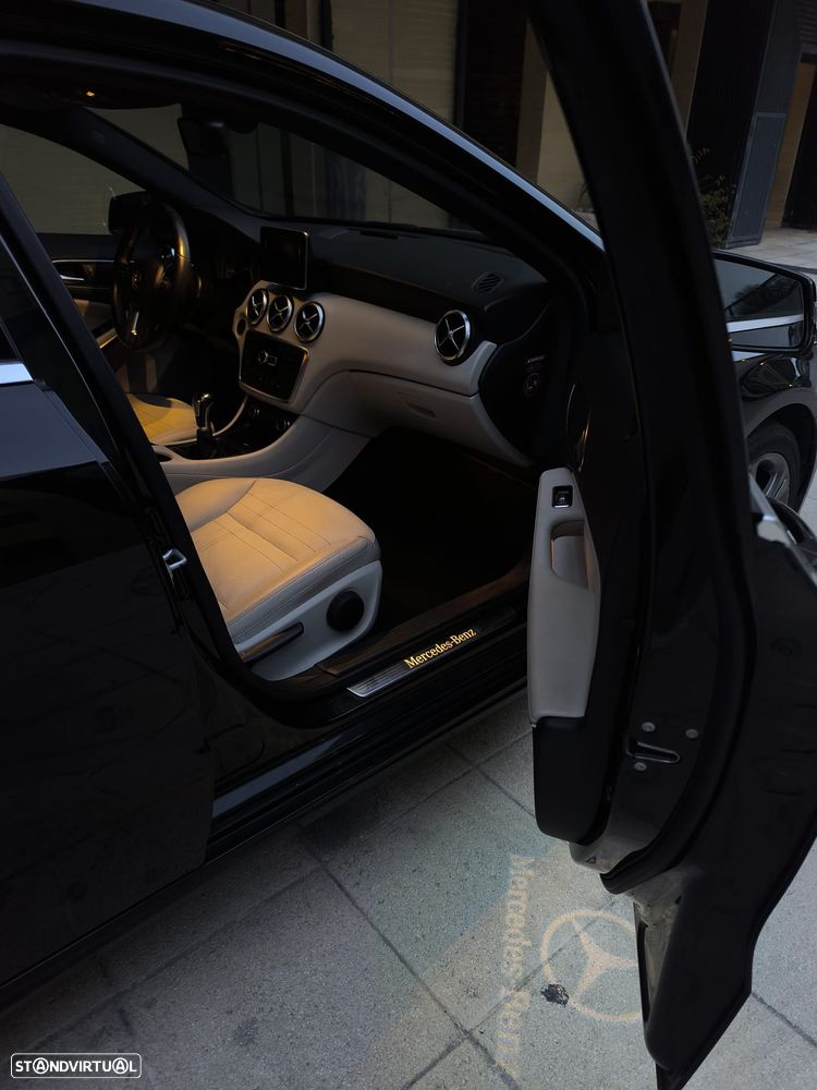 Mercedes-Benz A 180 BlueEFFICIENCY Edition Style - 9