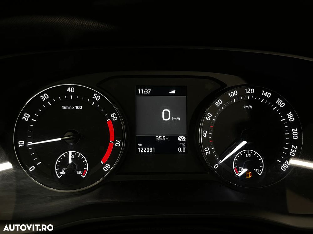 Skoda Octavia 1.5 TSI Ambition - 29