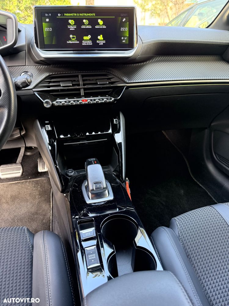 Peugeot 208 PureTech 100 EAT8 GT Pack - 14