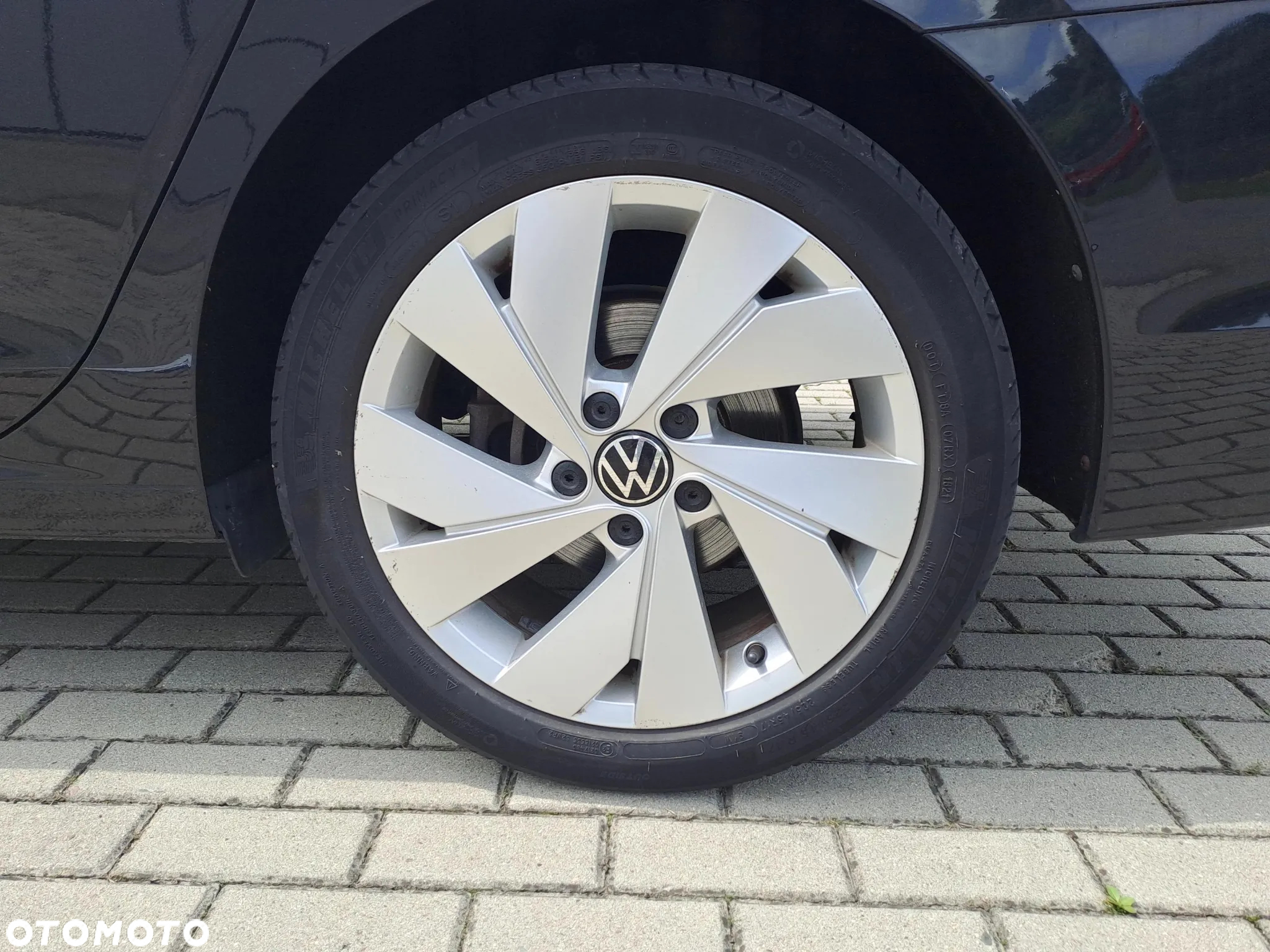 Volkswagen Golf - 9