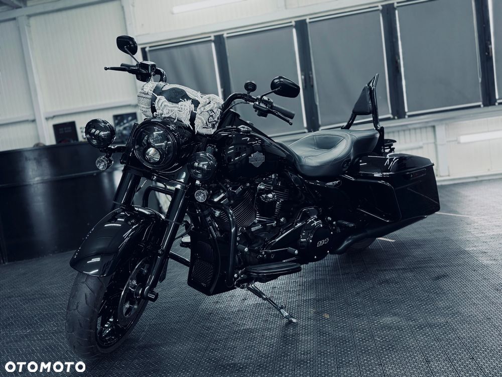 Harley-Davidson Touring Road King - 19
