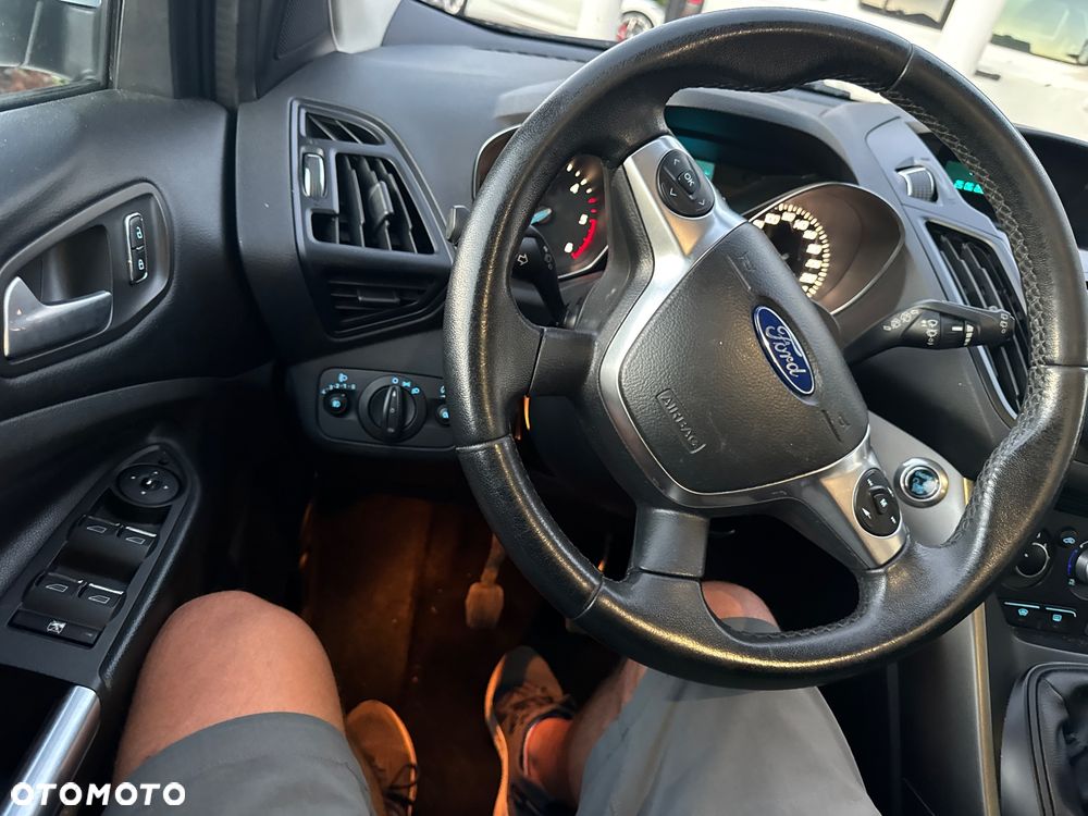 Ford Kuga 2.0 TDCi 2x4 Trend - 14