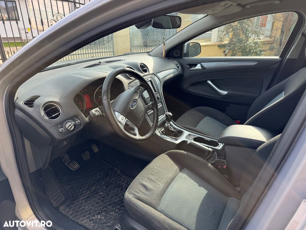 Ford Mondeo 2.0 TDCI Business Edition - 10