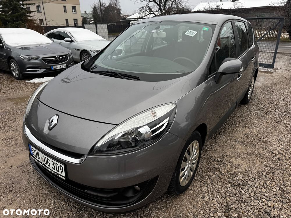 Renault Scenic 1.6 16V Expression - 9