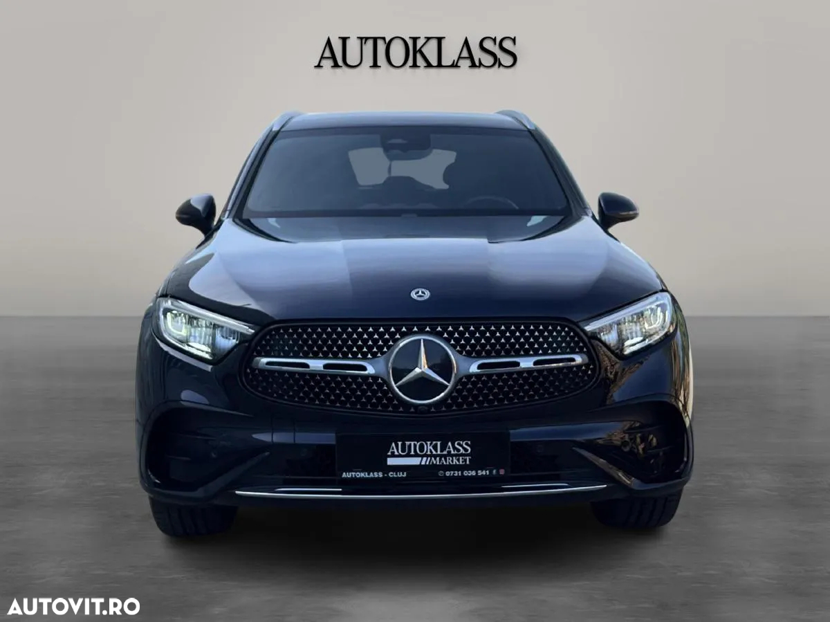 Mercedes-Benz GLC 300 4MATIC MHEV - 8