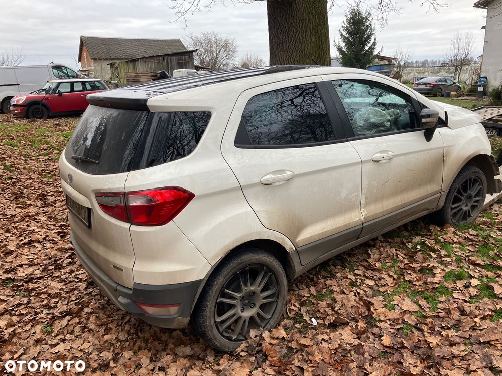 Ford EcoSport - 6