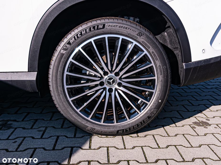 Mercedes-Benz GLC - 17