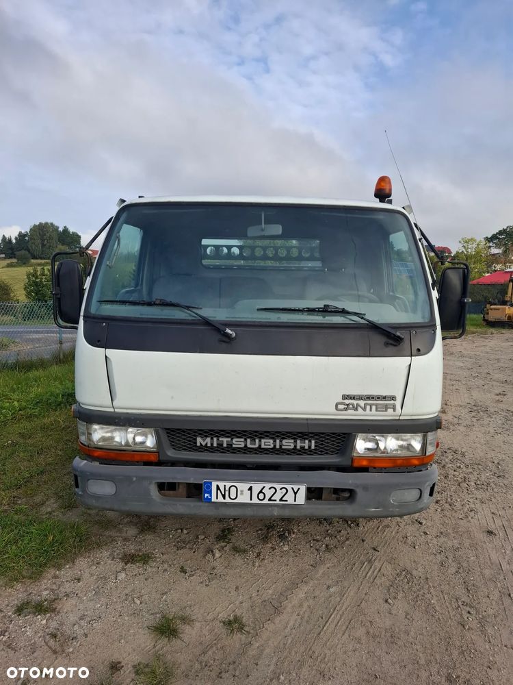 Mitsubishi Canter - 1