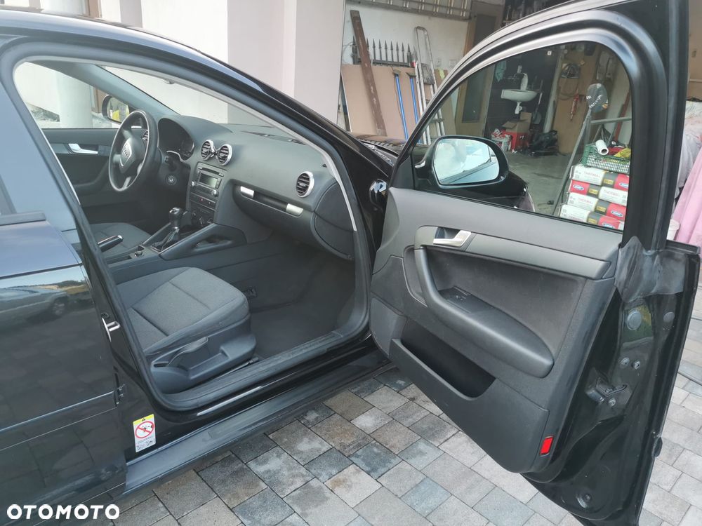 Audi A3 Sportback - 6