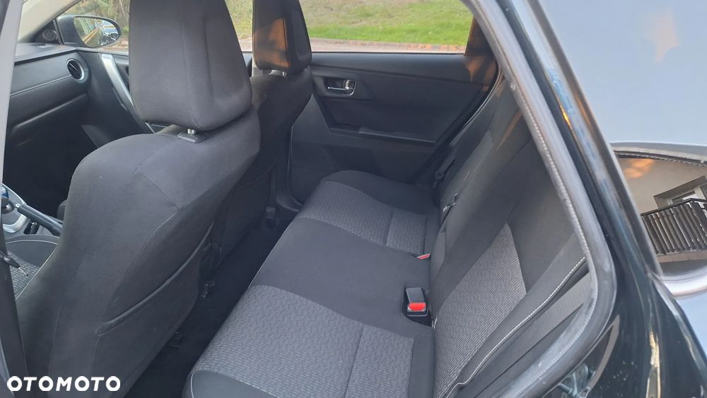 Toyota Auris 1.8 HSD Luna - 15
