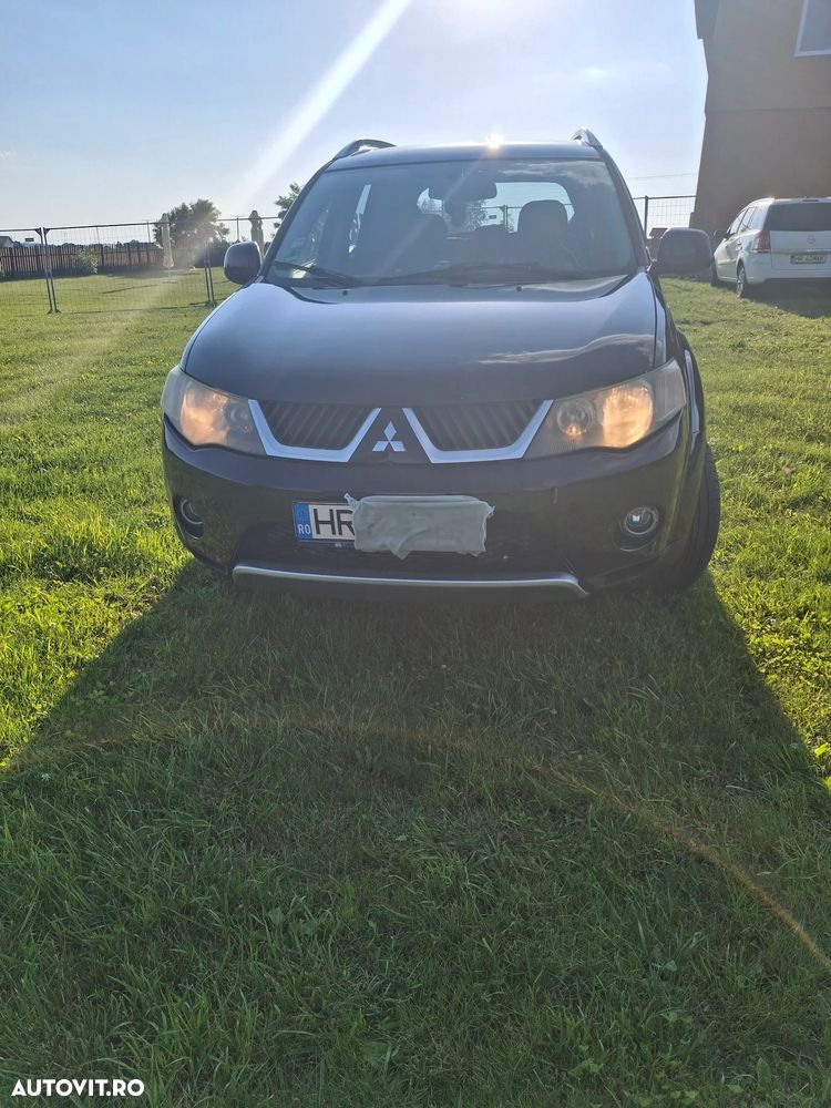 Mitsubishi Outlander - 7