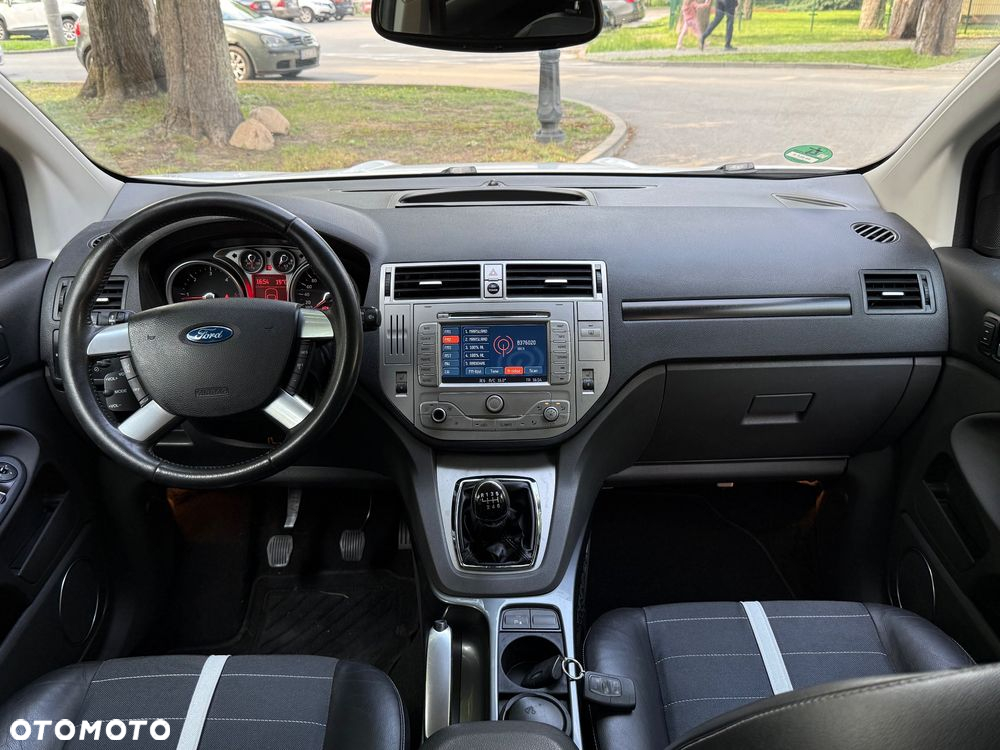 Ford Kuga 2.0 TDCi Titanium - 22