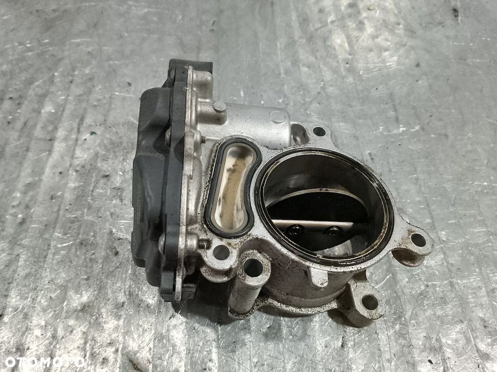 PRZEPUSTNICA SKODA SUPERB III 05L128063E V29128547D 2.0 TDI - 6