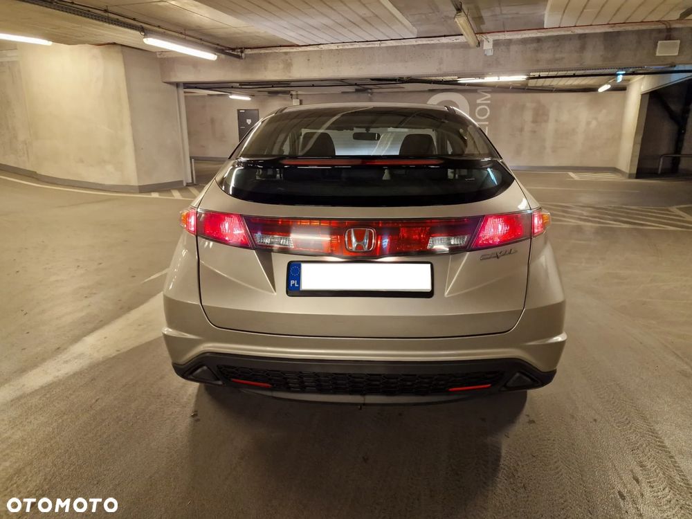 Honda Civic 1.4 Base - 6