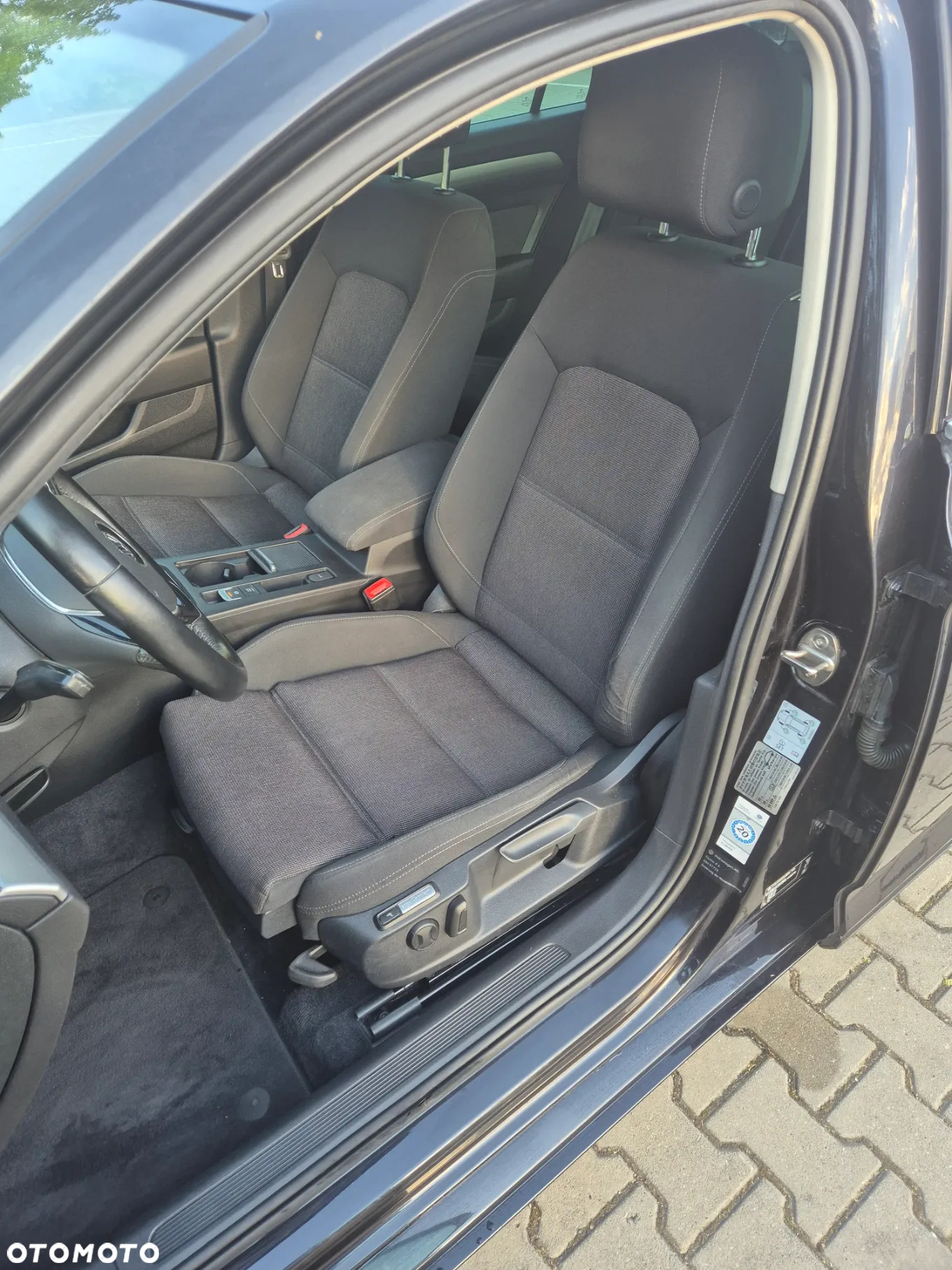 Volkswagen Passat 2.0 TDI BMT Comfortline - 14