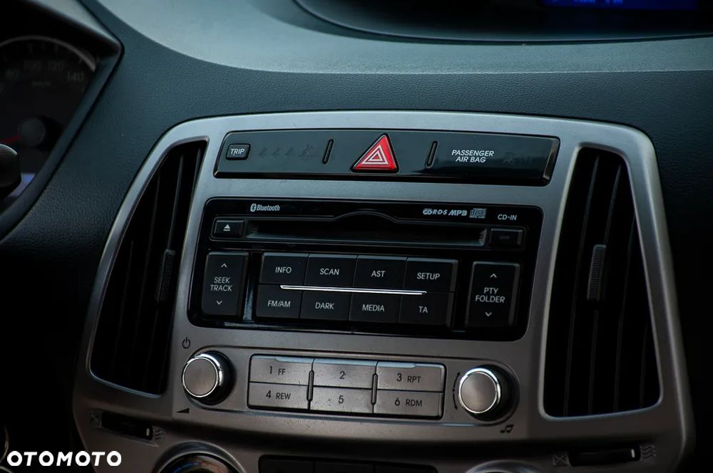 Hyundai i20 1.2 Trend - 9