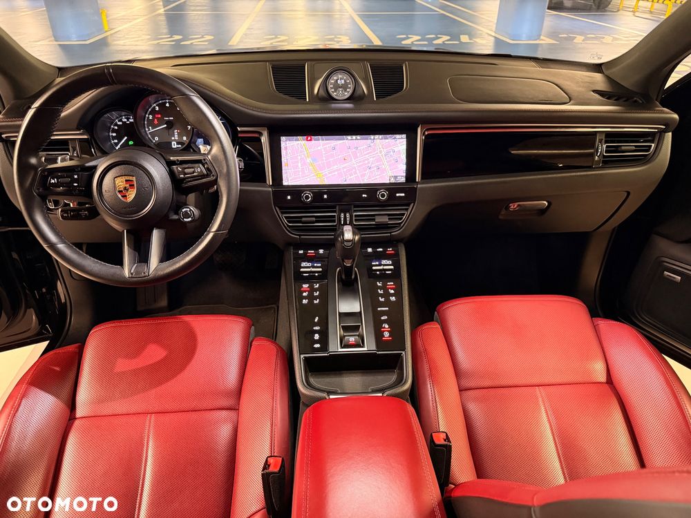 Porsche Macan - 31
