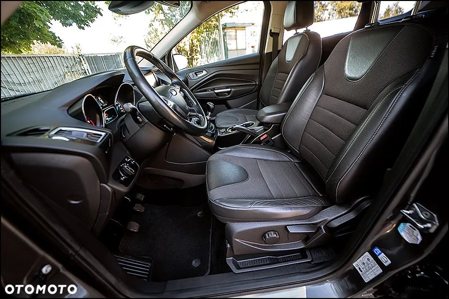 Ford Kuga - 16