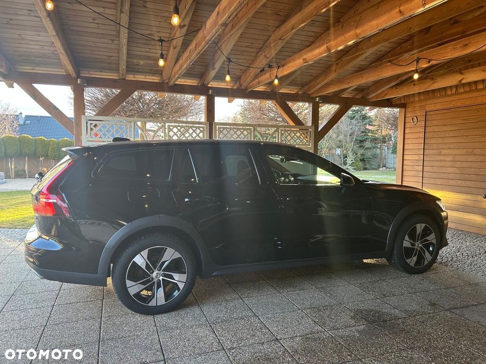 Volvo V60 Cross Country B4 D AWD - 8