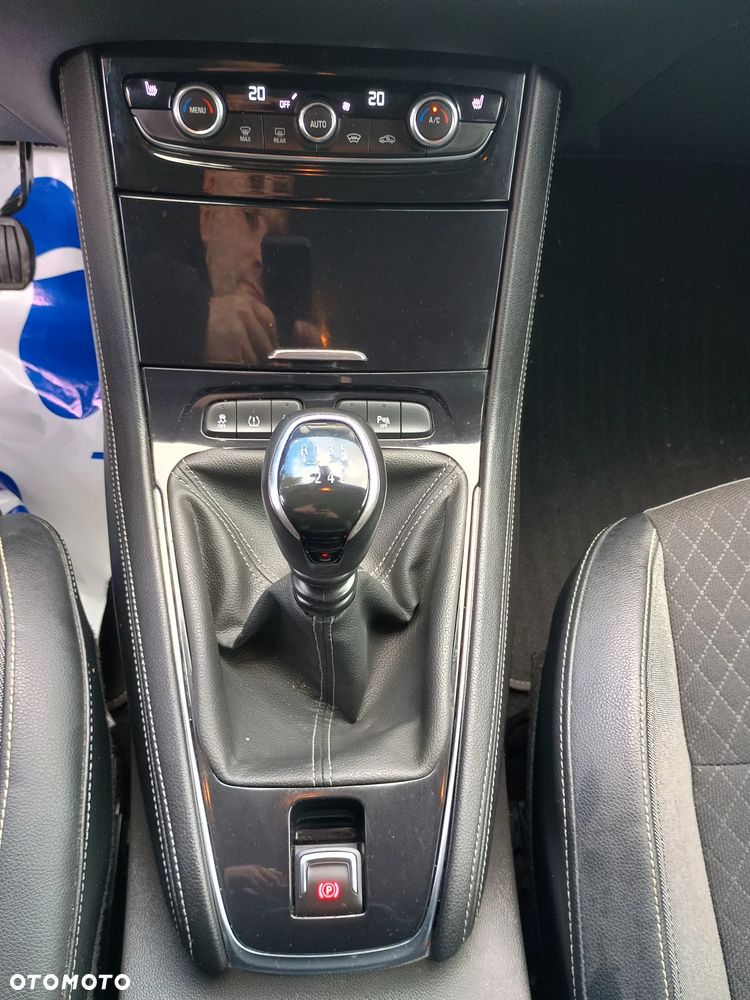 Opel Grandland X - 18