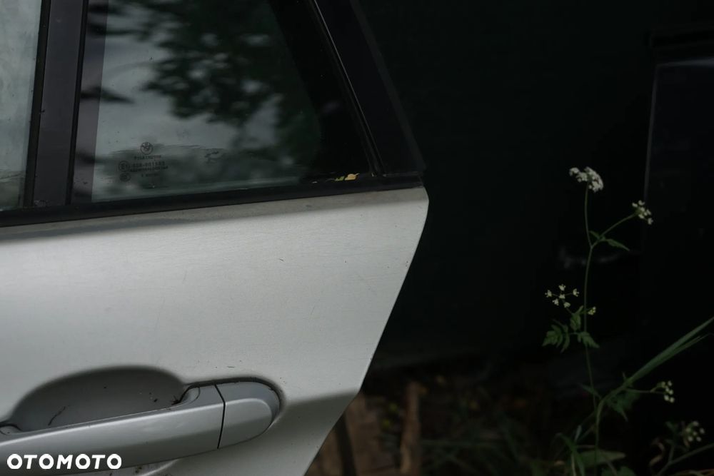 Drzwi tył tylne lewe BMW seria 3 E91 Kombi Titansilber - 4