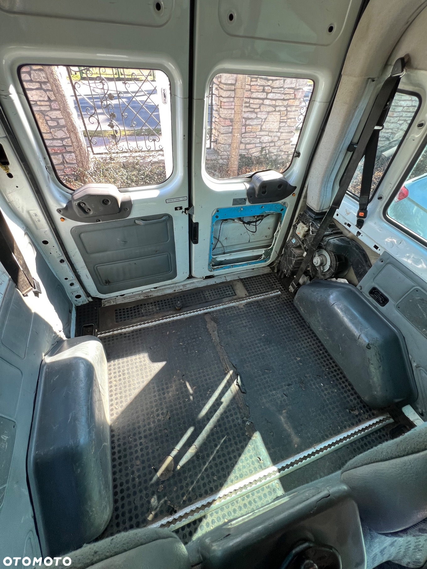 Ford Transit - 11