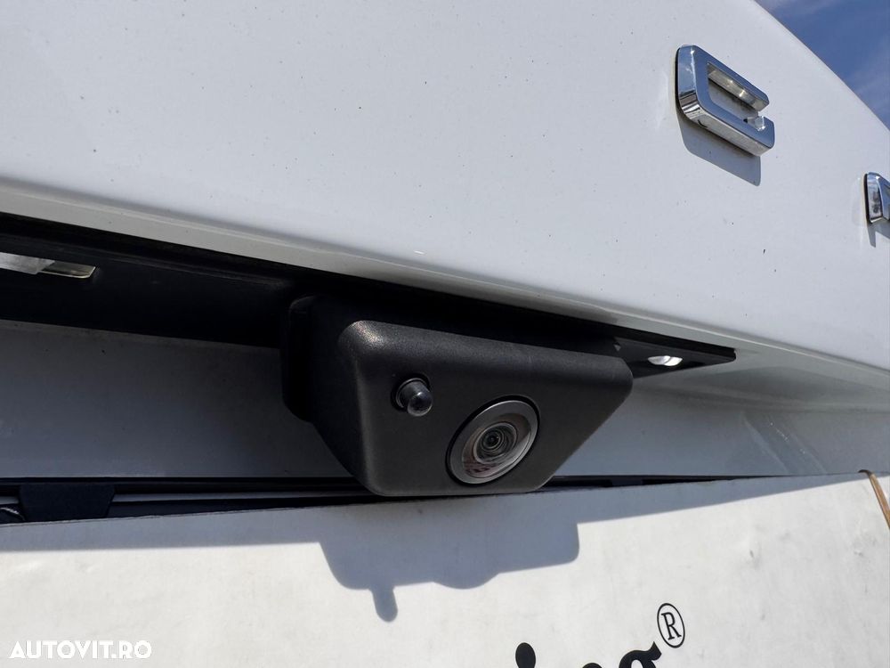 Ford Kuga 2.5 Duratec PHEV ST-LINE - 13
