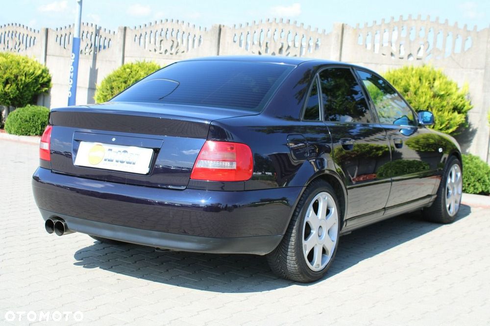 Audi A4 Limousine 1.8T - 7