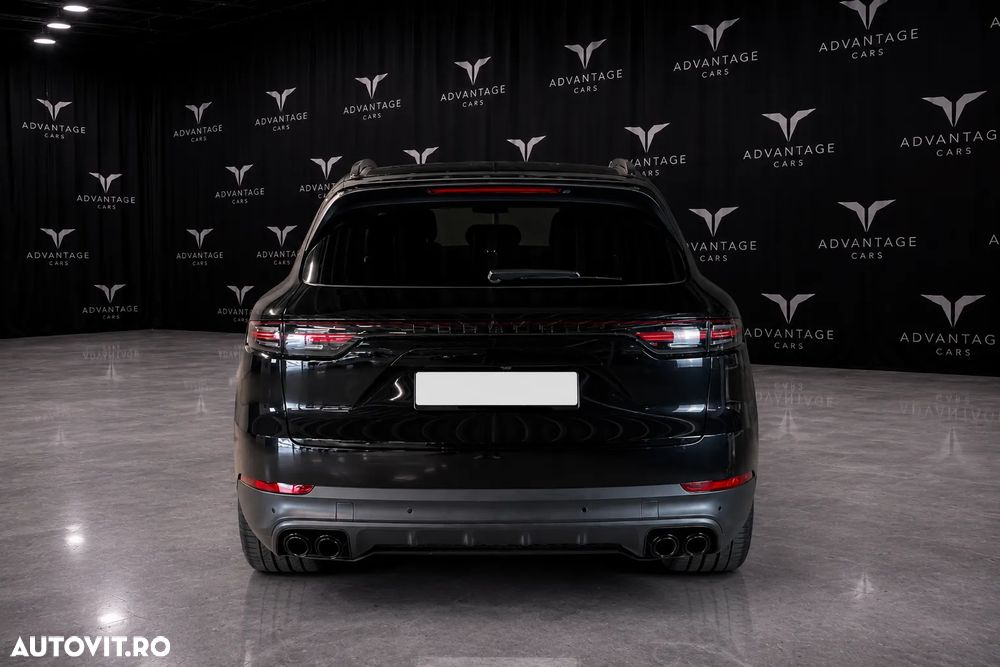 Porsche Cayenne Tiptronic S Platinum Edition - 4