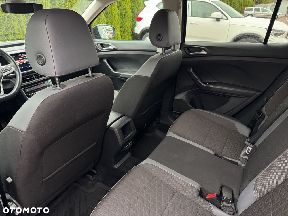 Volkswagen T-Cross - 18