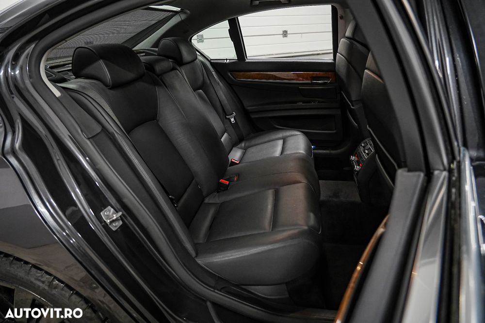 BMW Seria 7 - 6