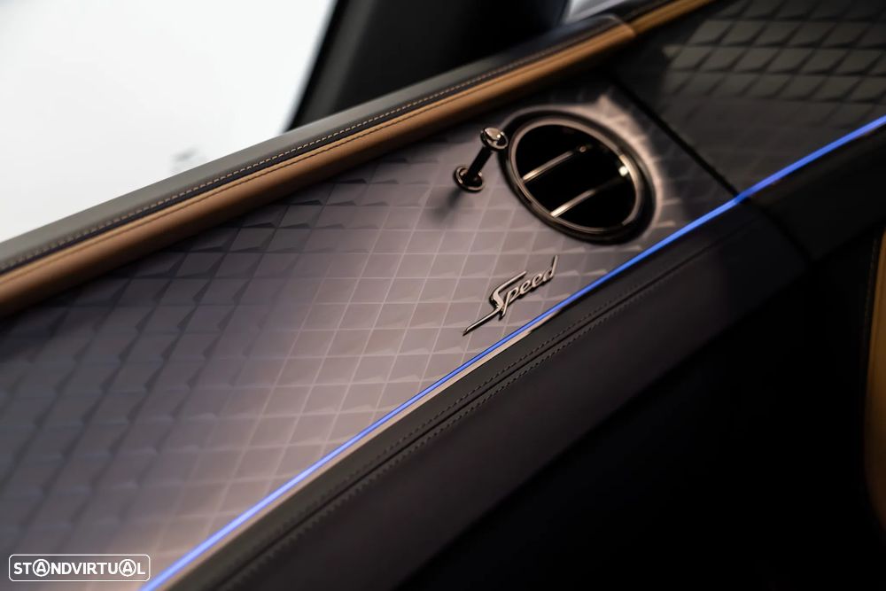 Bentley Continental Cabrio GTC 4.0 Hybrid Speed - 33