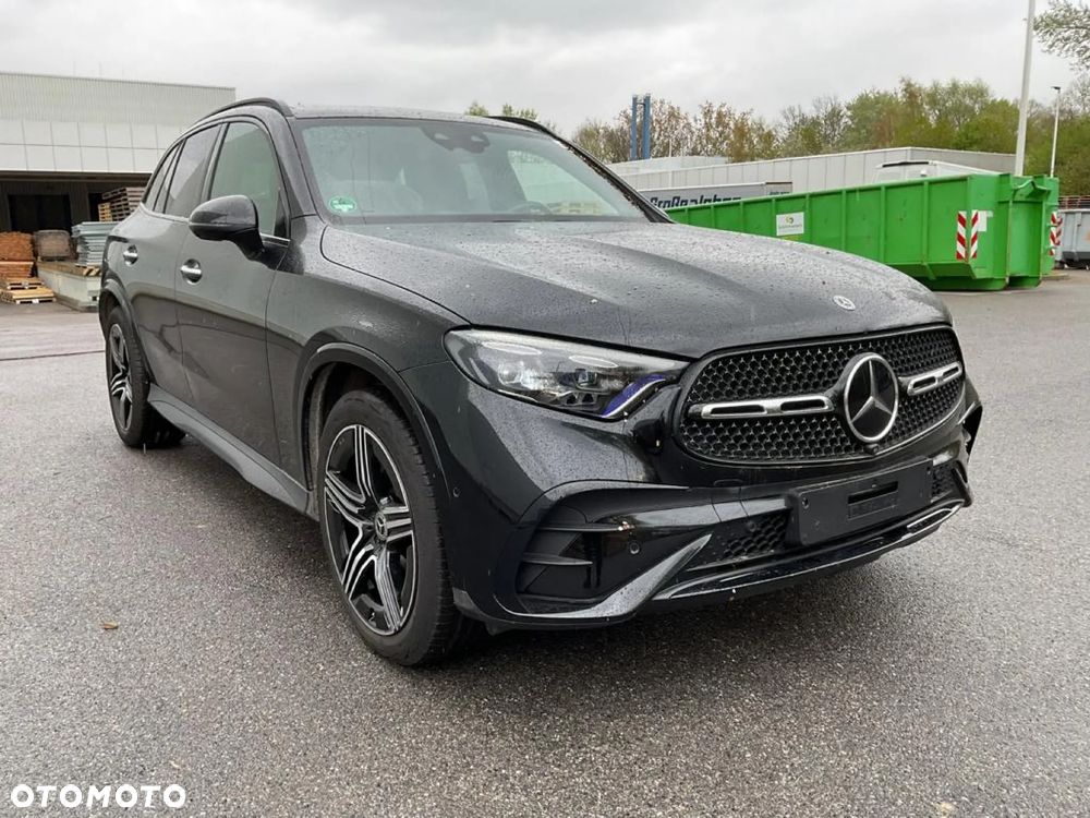 Mercedes-Benz GLC - 1