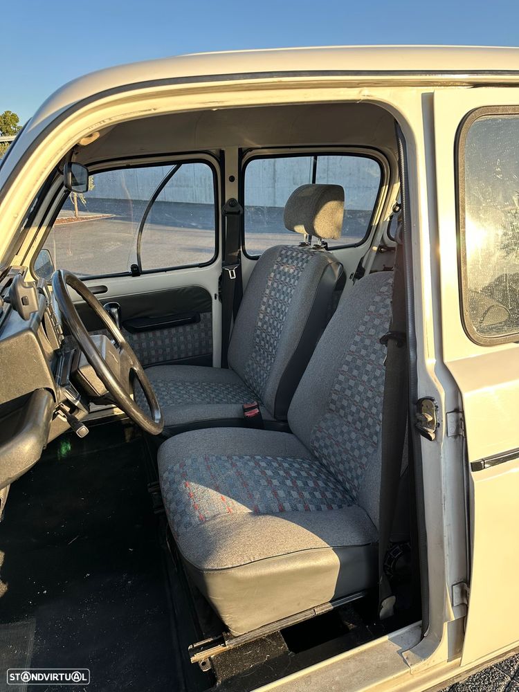 Renault 4 1.1 GTL - 3