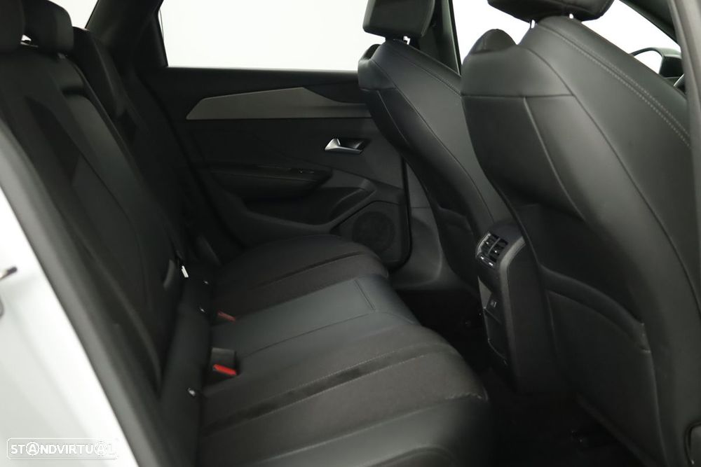 Peugeot 308 SW 1.2 PureTech GT EAT8 - 21