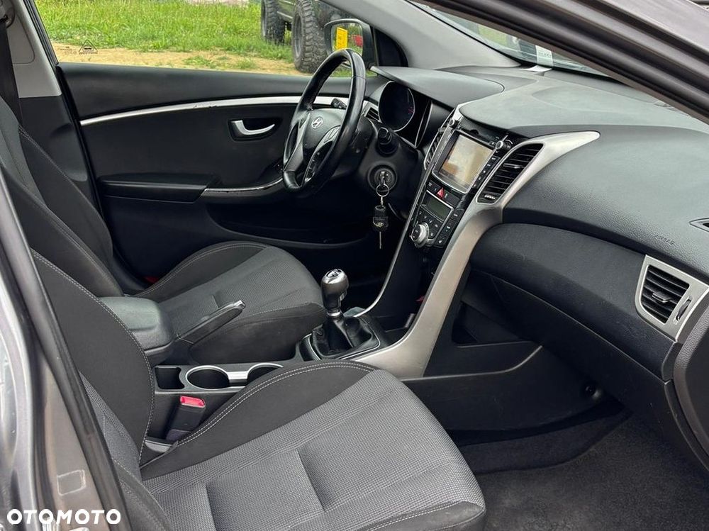 Hyundai i30 1.6 CRDi Premium - 7