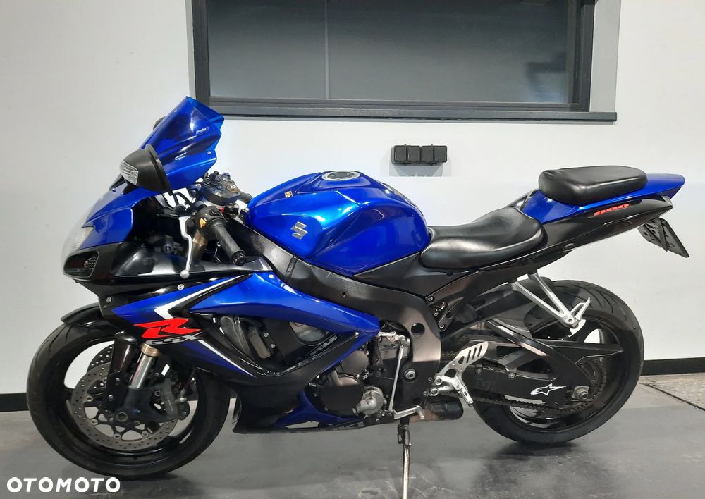 Suzuki GSX-R - 1