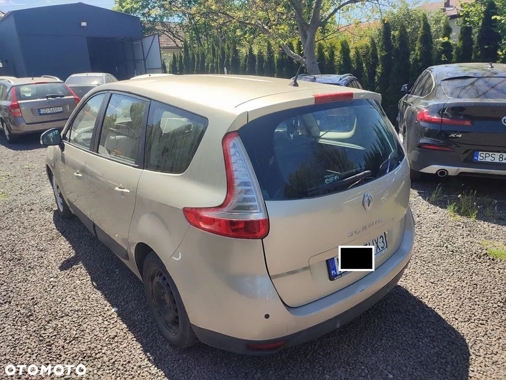 Renault Scenic 1.9 dCi Alize - 6