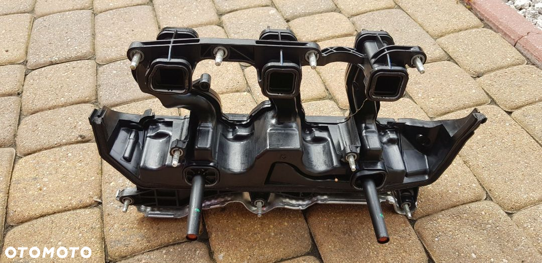 Odma silnika Trafic 2,0 DCi M9R710 po 2019 NOWA nr 118305170R - 2