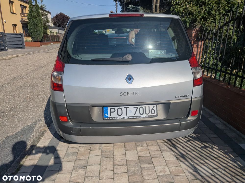 Renault Scenic 1.6 16V Authentique - 4