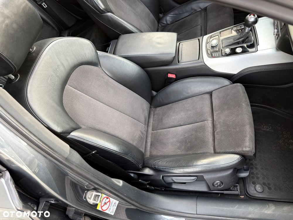 Audi A6 Avant 2.0 TDI quattro S tronic - 27