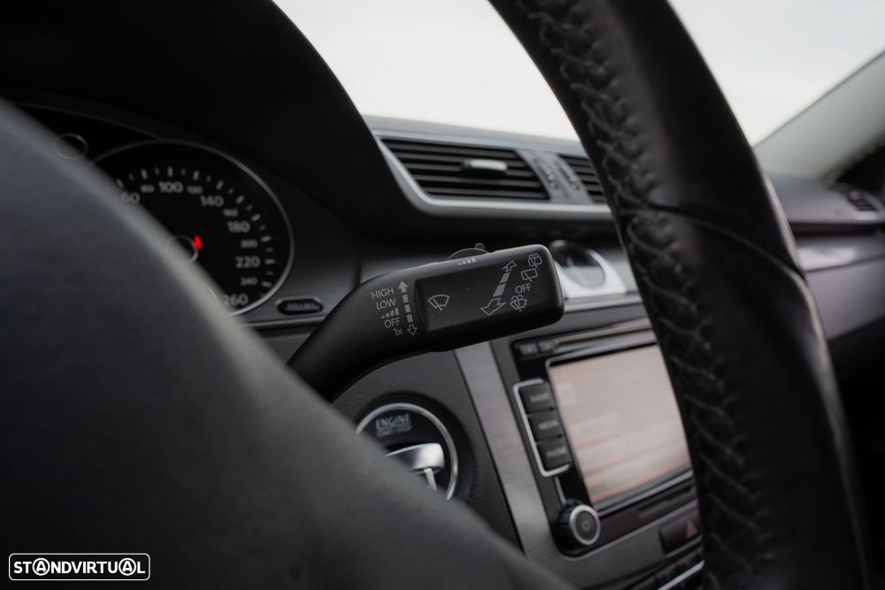 VW Passat 1.6 TDI Confortline BM - 40