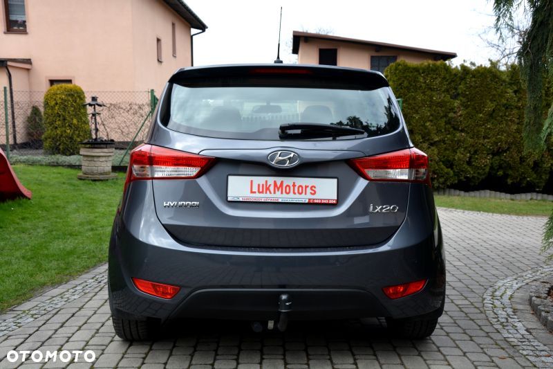 Hyundai ix20 1.4 Classic + - 8