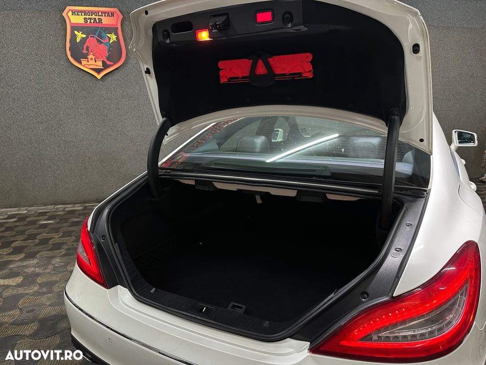 Mercedes-Benz CLS - 10