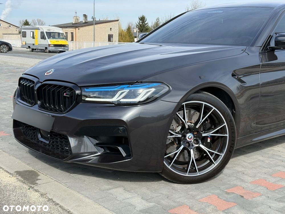 BMW M5 Competition - 4